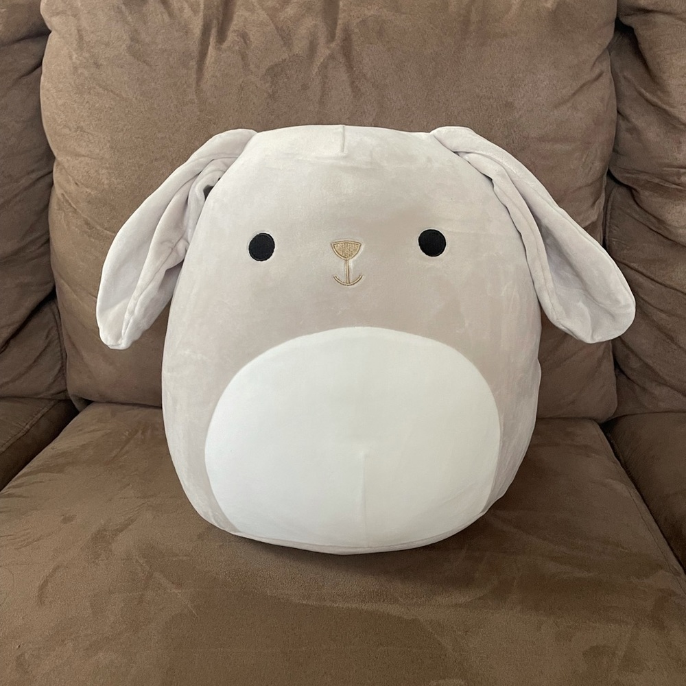 Squishmallow 12” Valentina the Bunny
